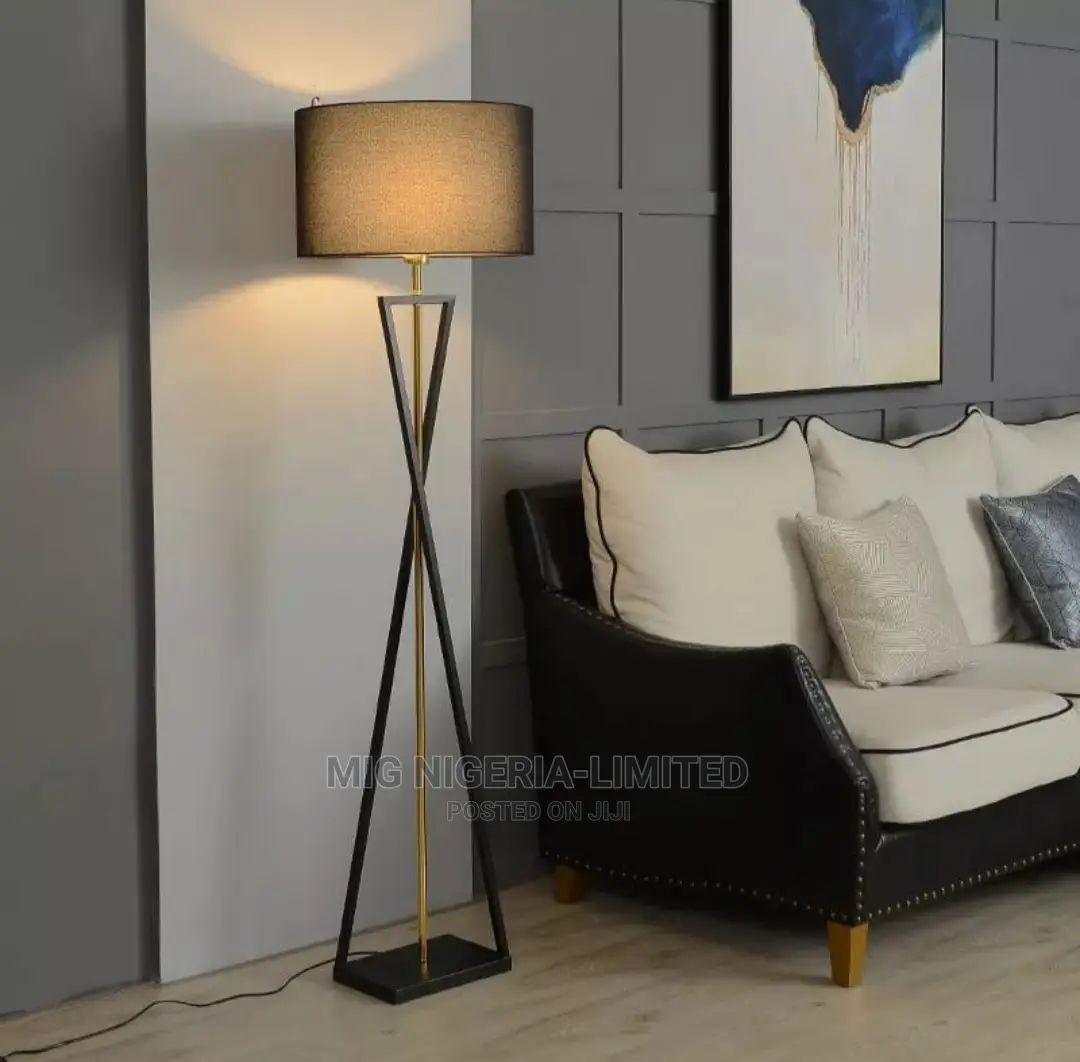 Floor Wooden Lamp Black