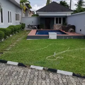 5bdrm Duplex in Lekki Phase 1 for sale
