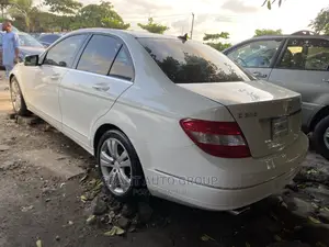 Mercedes-Benz C300 2009 White