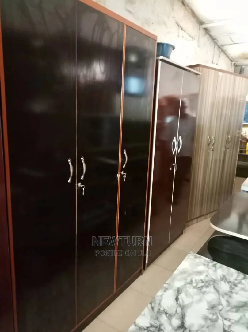 3 Doors Waldrobe.