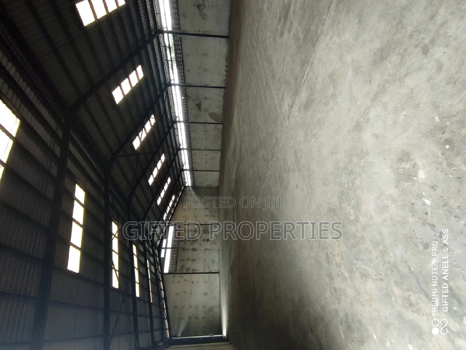 A Massive Warehouse in Elelewon Off Eleme Junctions