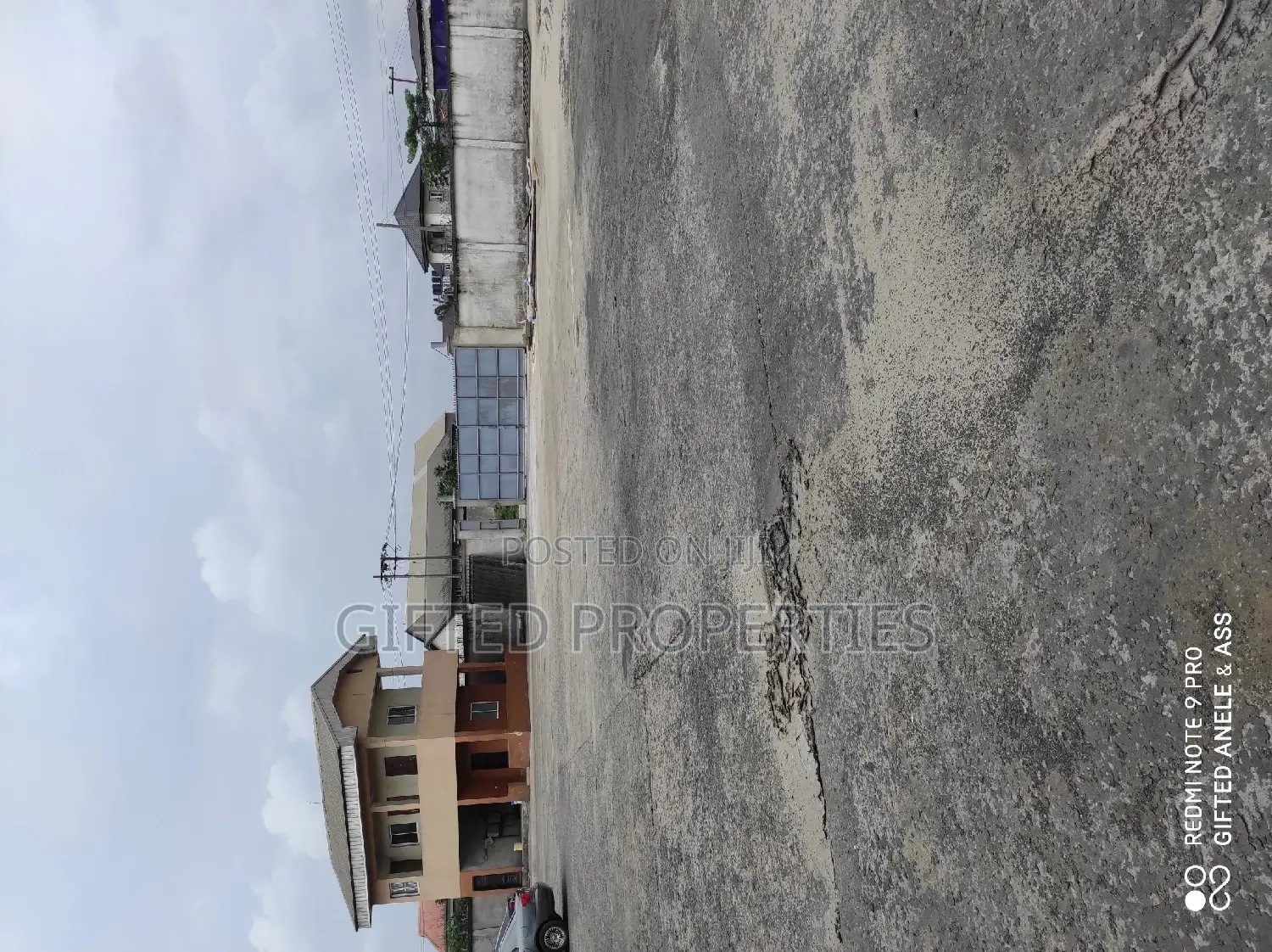 A Massive Warehouse in Elelewon Off Eleme Junctions