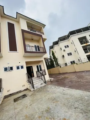 4bdrm Duplex in Luxury Court, Katampe Extension for sale
