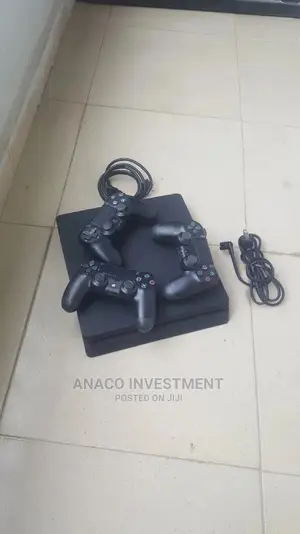 Playstation 4 Direct Uk 10 Games Installed With Power Cable