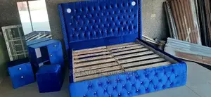 Quality 6x6 Bedframe With Light