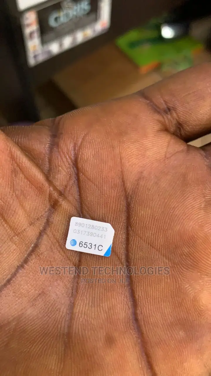 At and T 5G Universal SIM Card Active for Use