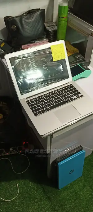 Laptop Apple MacBook Air 2014 4GB Intel Core I5 SSD 128GB