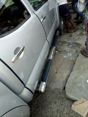 Side Step Pipe