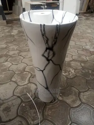 Standing Wash Hand Basin