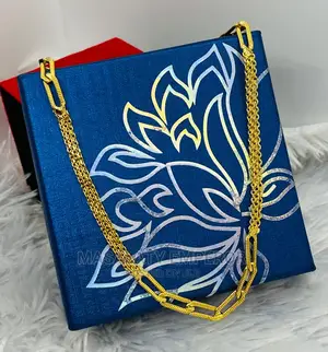 Photo - Unique Chains