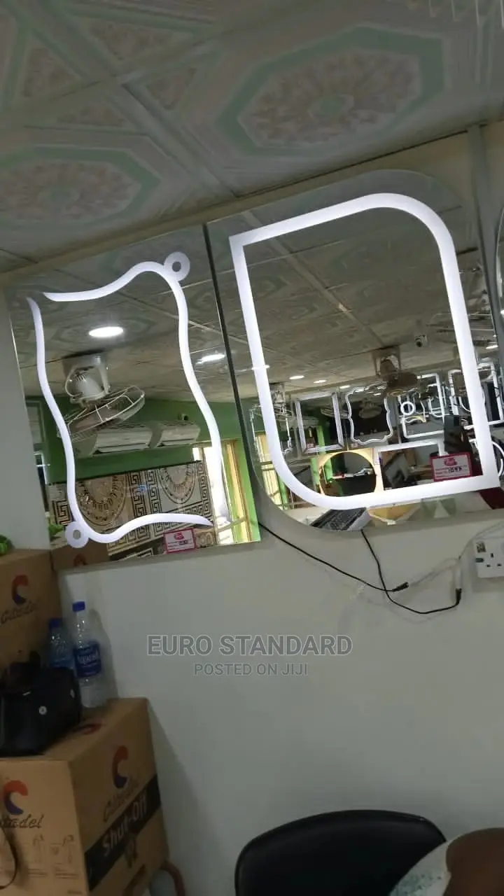 LED Mirror 80x60 Plain