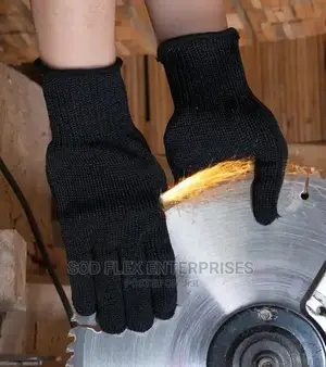 Cutting Hand Glove