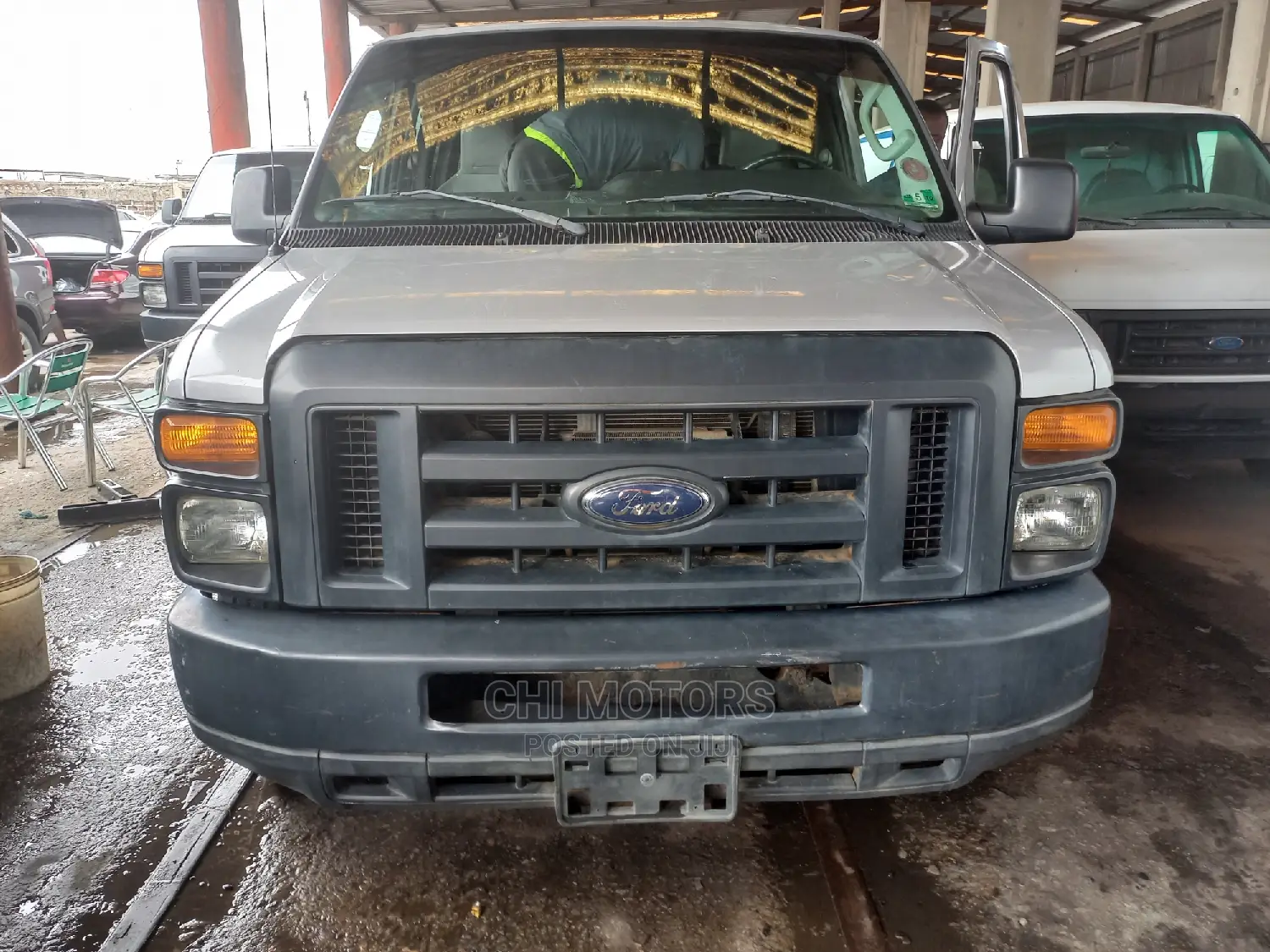 Ford E350 2013 Silver