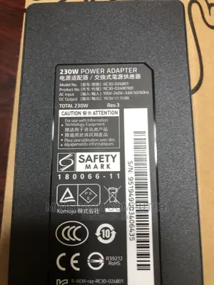 Razer Blade Advance 15" Geforce RTX GTX 1070 Charger 230wh