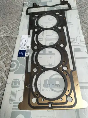 Top Cylinder Head Gasket - Mercedes-Benz