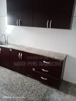 3bdrm Block of Flats in Old G.R.A, Enugu for rent