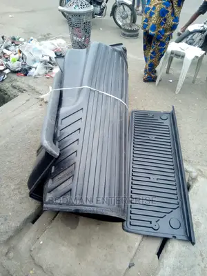 Hilux Bucket