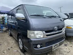 Toyota HiAce 2012 Grey