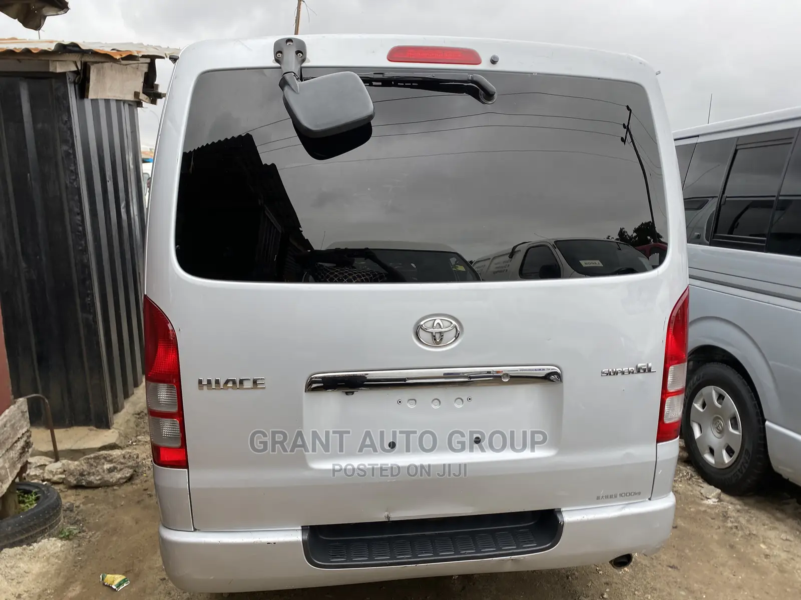Toyota HiAce 2012 Silver