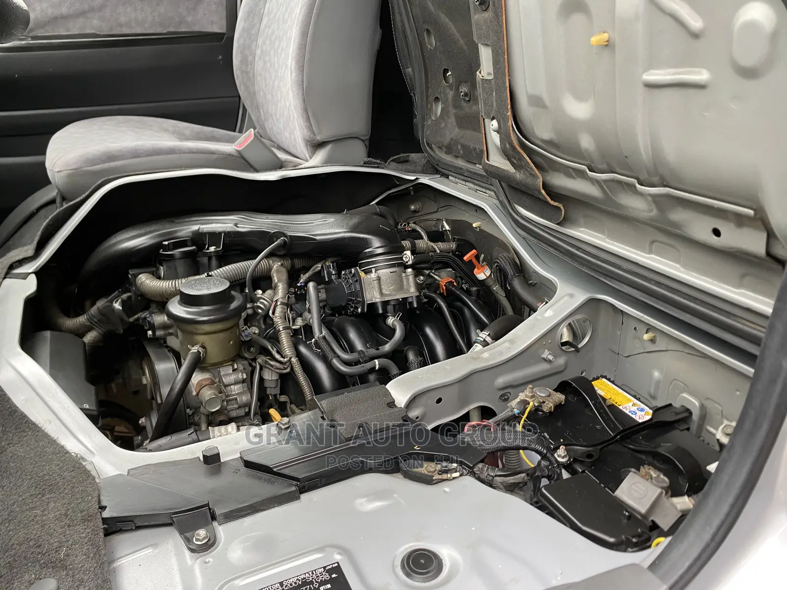 Toyota HiAce 2012 Silver
