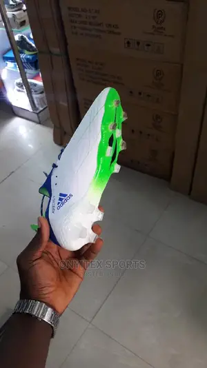 Addida Niki Boots