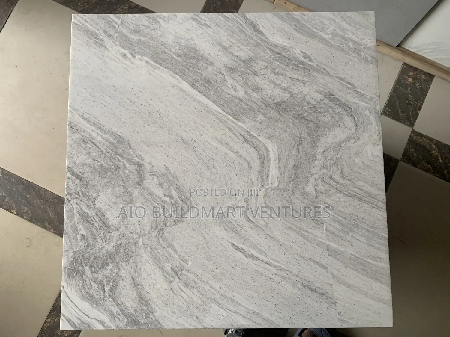 Super Polished Glossy Floor Tiles