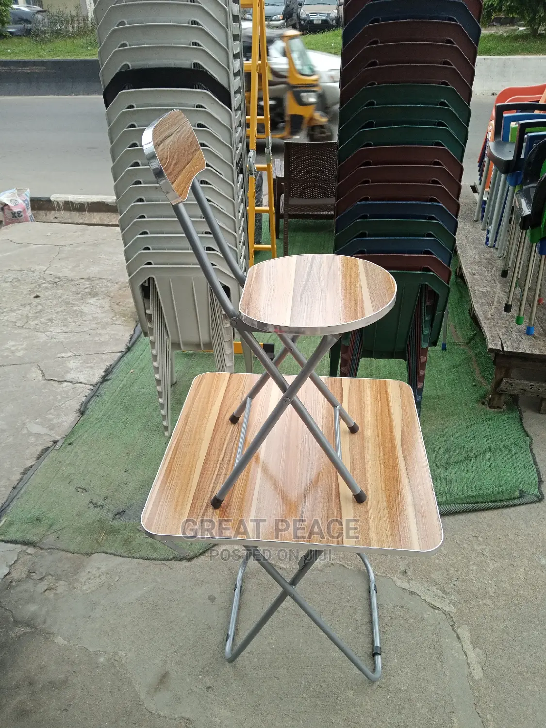 Foldable Table and Chair