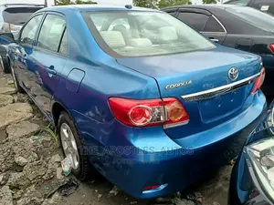 Toyota Corolla 2009 Blue