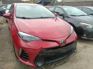 Toyota Corolla 2017 Red