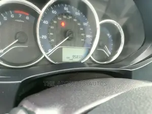 Toyota Corolla 2015 Silver