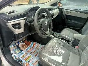 Toyota Corolla 2015 Silver