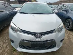 Toyota Corolla 2015 Silver
