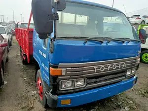 Toyota Dyna 400 Long Frame