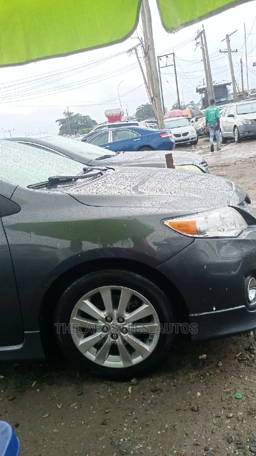 Toyota Corolla 2005 Black