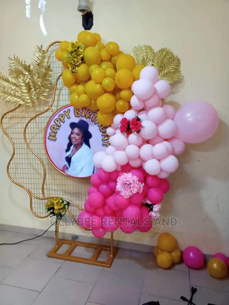Rentals; Backdrops, Decors.