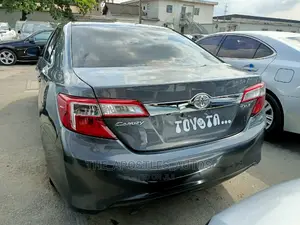 Toyota Camry 2014 Gray
