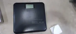Digital Scale With Leather