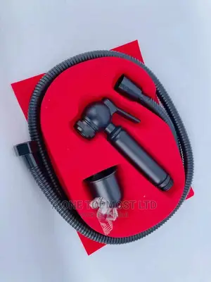 Bum Wash (Pressing Shower)