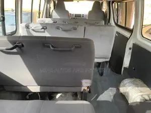 Toyota HiAce 2011 White