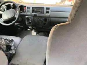 Toyota HiAce 2011 White