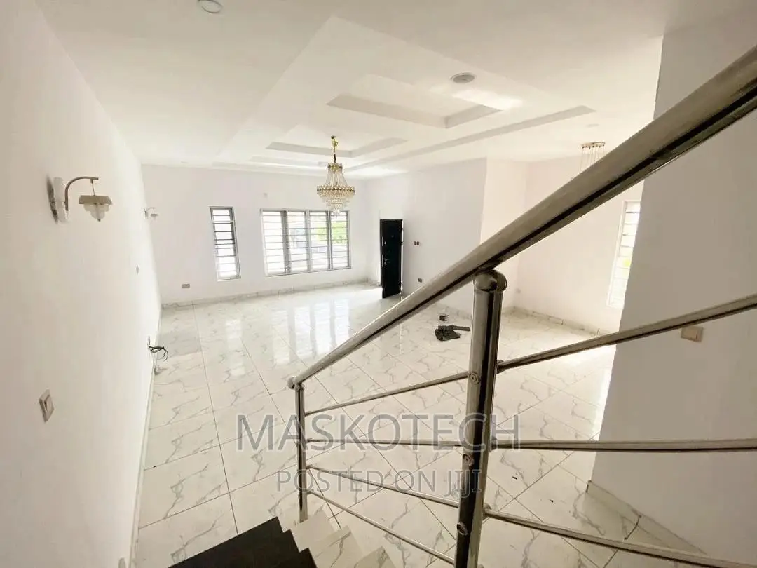 4bedroom Duplex in Lekki for Sale