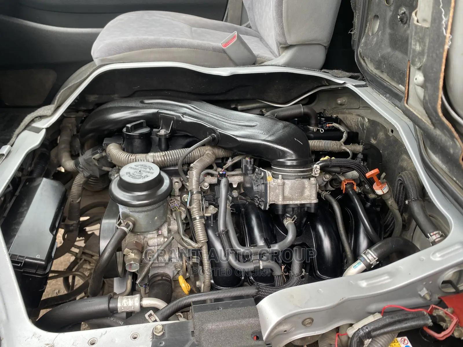 Toyota HiAce 2013 Silver