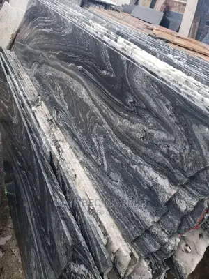 Polished Granite Tiles