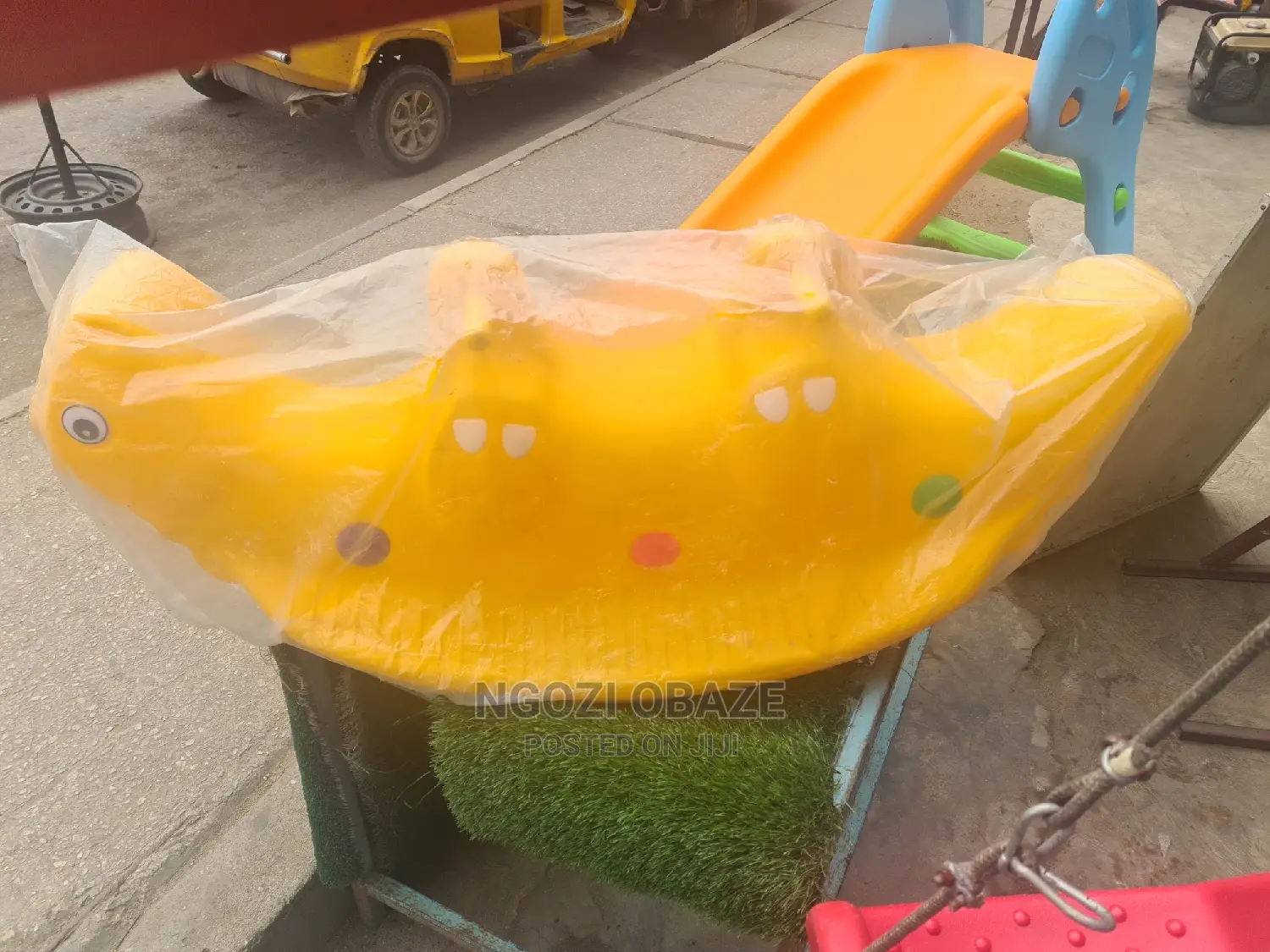 3 Seater Rocker