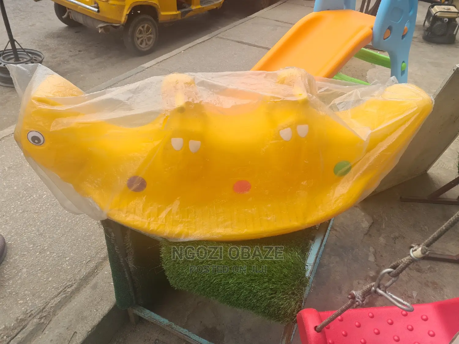 3 Seater Rocker