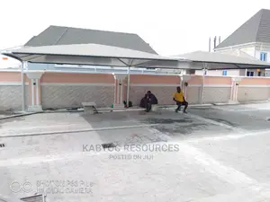 Modern Car Port