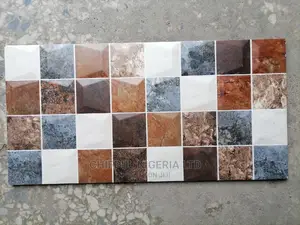 Mix Block Color Crak Wall Spanish