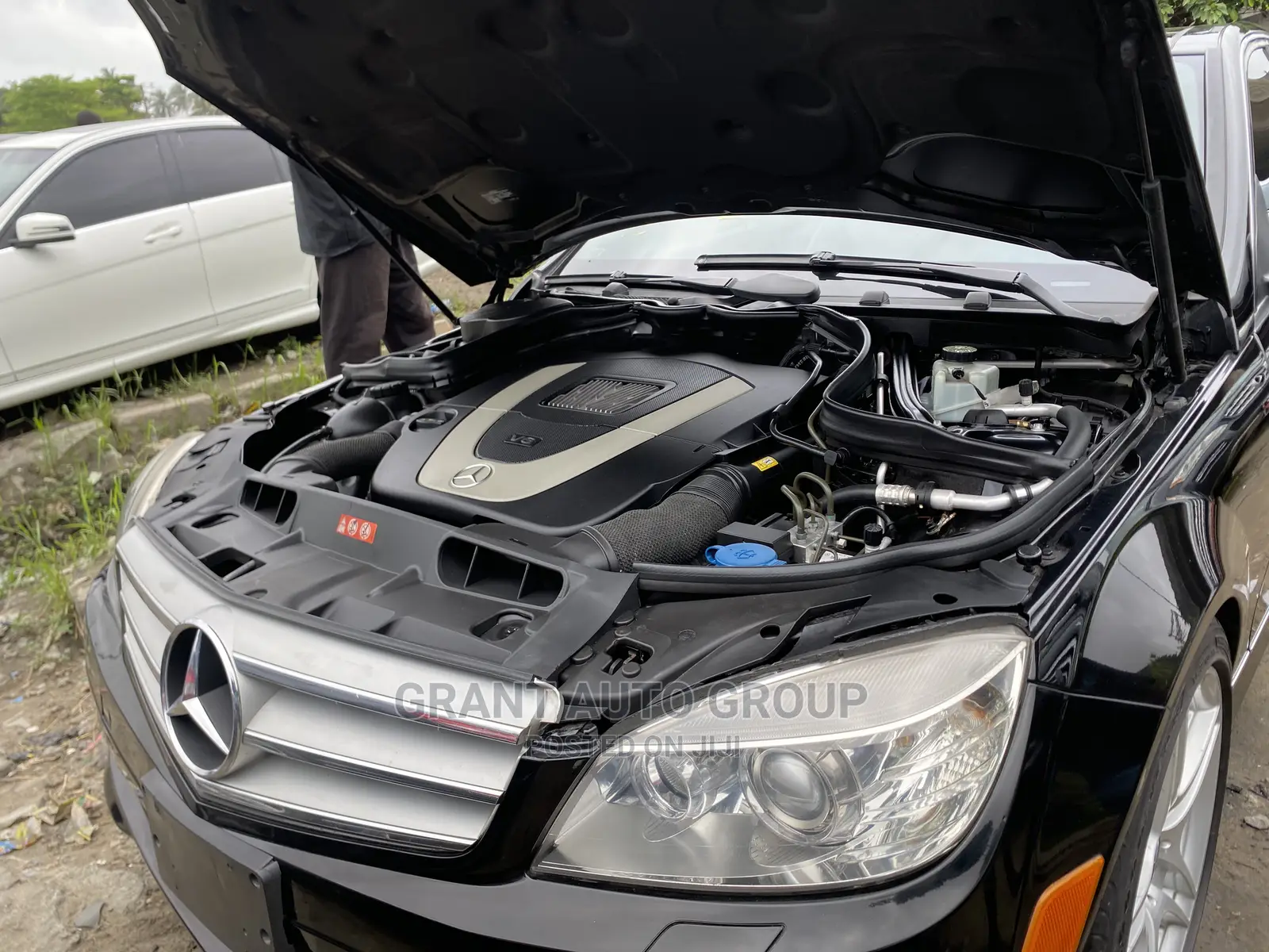 Mercedes-Benz C300 2010 Black