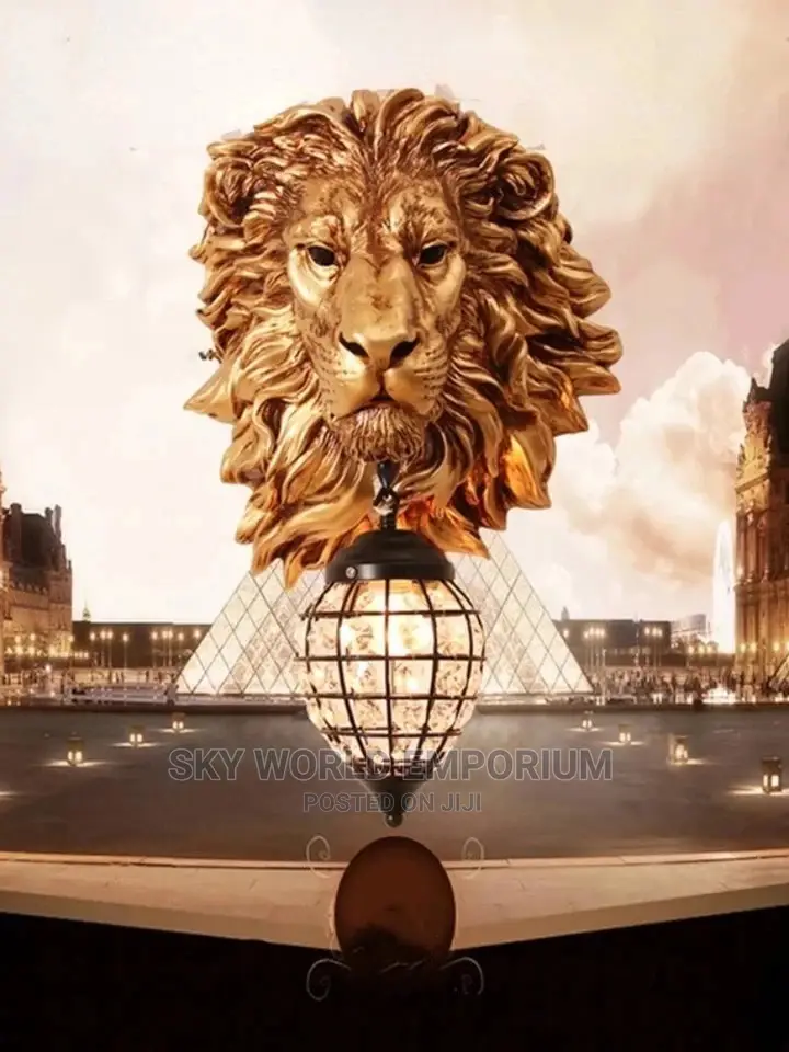 Lions Head Wall Light