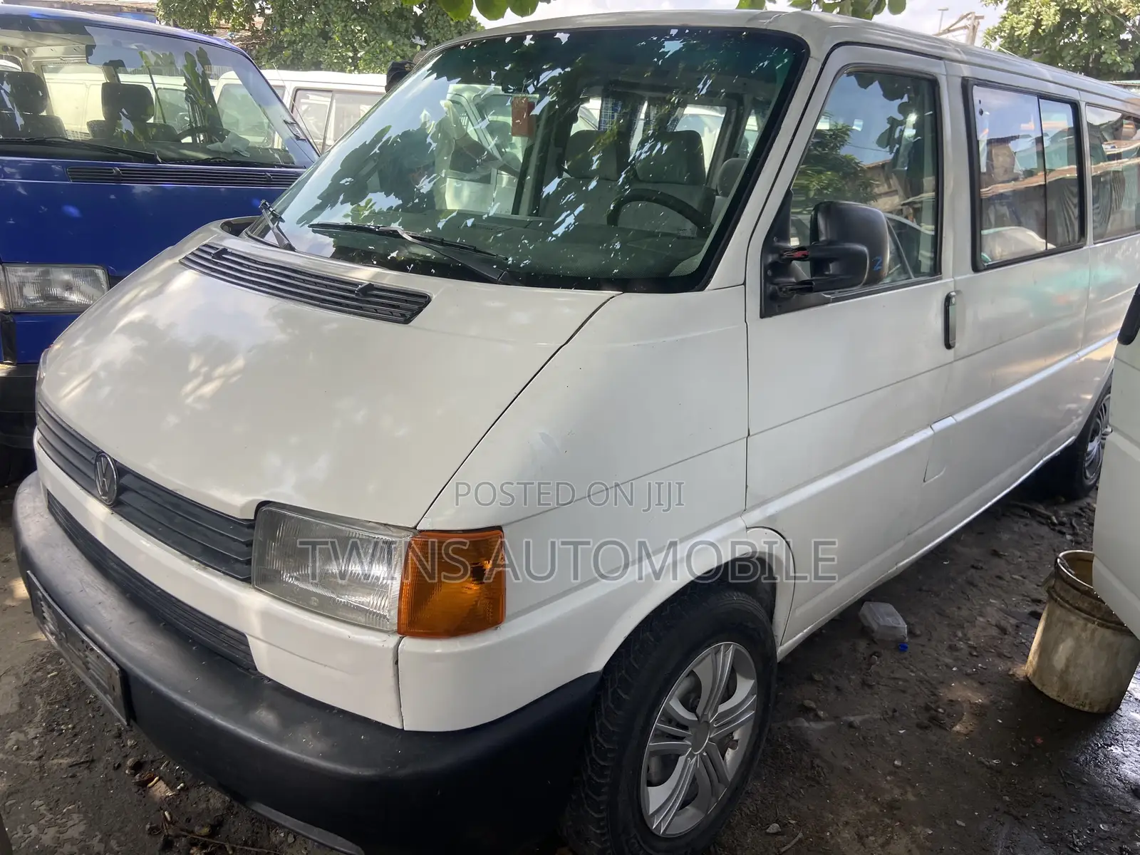 Volkswagen Transporter 2002 White